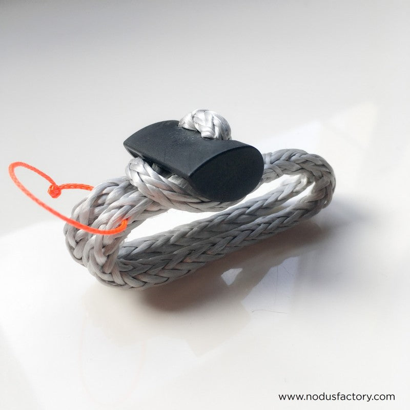 Nodus Halyard and Sheet Shackle C5